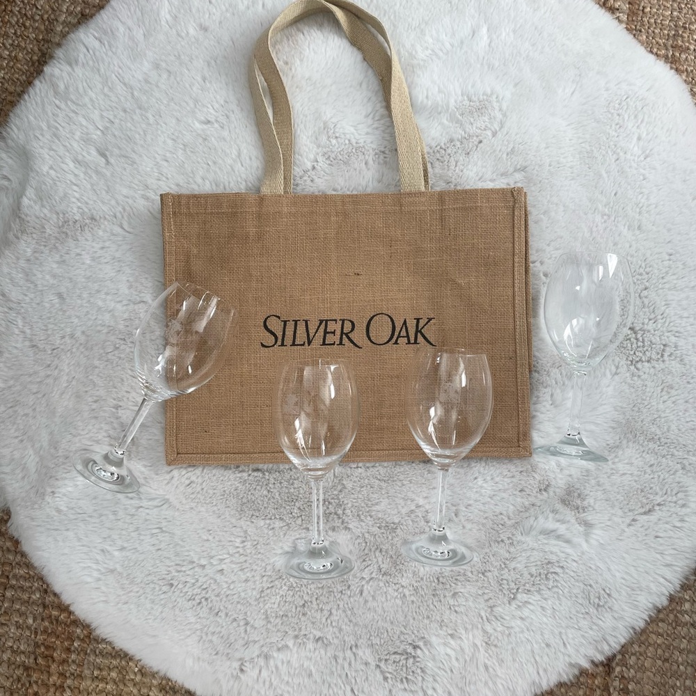 Silver Oak Winery Scott zwiesel crystal wine glass Glass Set with Tote Bag